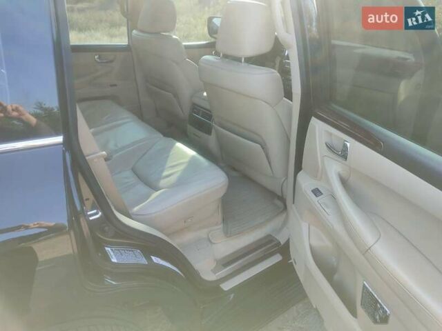 Черный Лексус ЛХ, объемом двигателя 5.66 л и пробегом 275 тыс. км за 21900 $, фото 25 на Automoto.ua