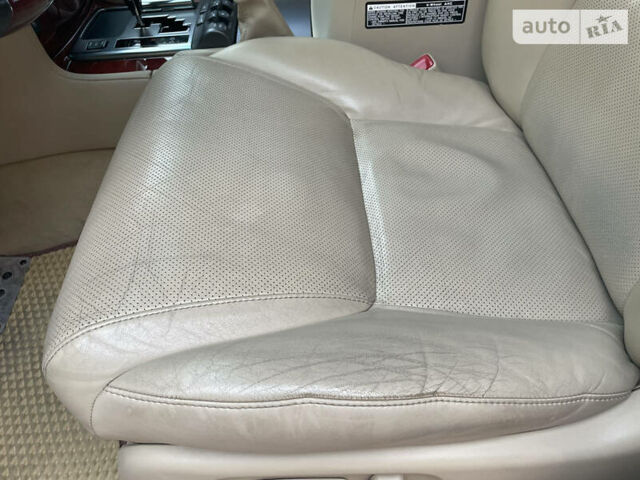 Чорний Лексус ЛХ, об'ємом двигуна 5.7 л та пробігом 172 тис. км за 25000 $, фото 3 на Automoto.ua