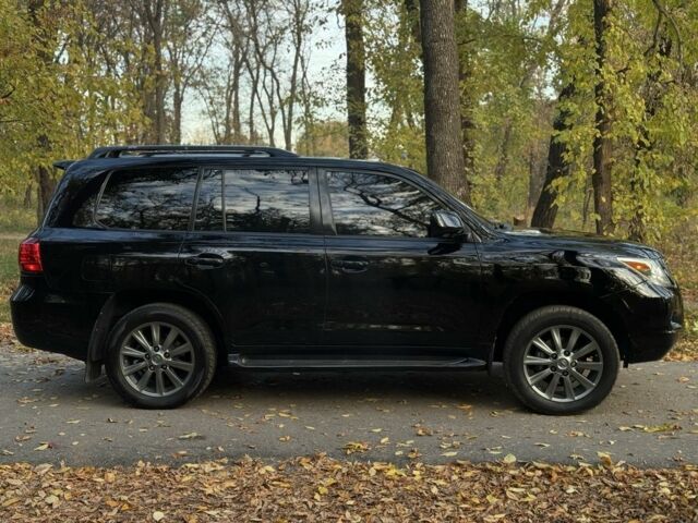 Лексус ЛХ 2008 у Павлограде на Automoto.ua Чорний Лексус ЛХ, об'ємом двигуна 5.7 л та пробігом 280 тис. км за 23000 $, фото 3 на Automoto.ua