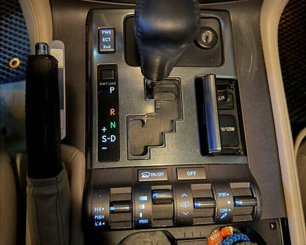 Черный Лексус ЛХ, объемом двигателя 5.7 л и пробегом 267 тыс. км за 23800 $, фото 36 на Automoto.ua