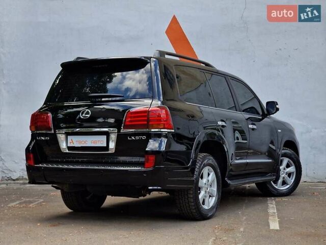 Черный Лексус ЛХ, объемом двигателя 5.66 л и пробегом 462 тыс. км за 21990 $, фото 29 на Automoto.ua