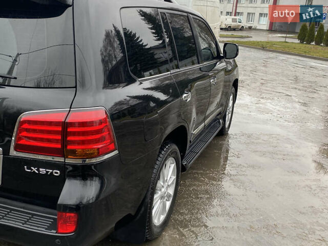Чорний Лексус ЛХ, об'ємом двигуна 5.66 л та пробігом 276 тис. км за 21999 $, фото 18 на Automoto.ua