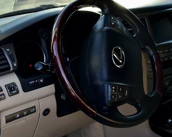 Черный Лексус ЛХ, объемом двигателя 5.66 л и пробегом 380 тыс. км за 26500 $, фото 8 на Automoto.ua