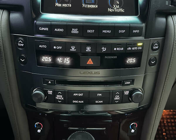 Черный Лексус ЛХ, объемом двигателя 5.66 л и пробегом 263 тыс. км за 19999 $, фото 37 на Automoto.ua