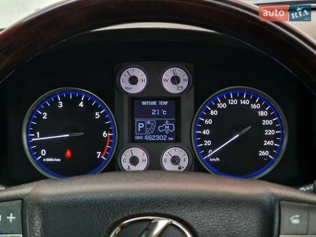 Черный Лексус ЛХ, объемом двигателя 5.66 л и пробегом 462 тыс. км за 21990 $, фото 63 на Automoto.ua