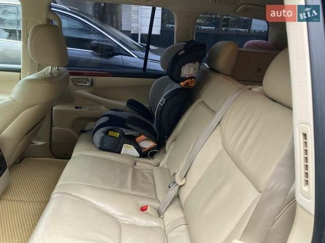 Чорний Лексус ЛХ, об'ємом двигуна 5.66 л та пробігом 251 тис. км за 18000 $, фото 6 на Automoto.ua