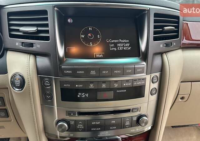 Чорний Лексус ЛХ, об'ємом двигуна 5.66 л та пробігом 74 тис. км за 39400 $, фото 30 на Automoto.ua