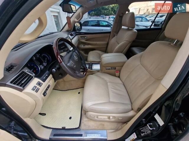 Черный Лексус ЛХ, объемом двигателя 5.66 л и пробегом 462 тыс. км за 21990 $, фото 37 на Automoto.ua