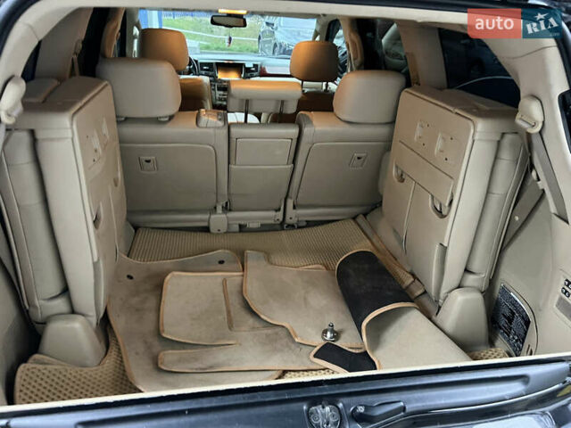 Чорний Лексус ЛХ, об'ємом двигуна 5.66 л та пробігом 300 тис. км за 24500 $, фото 10 на Automoto.ua