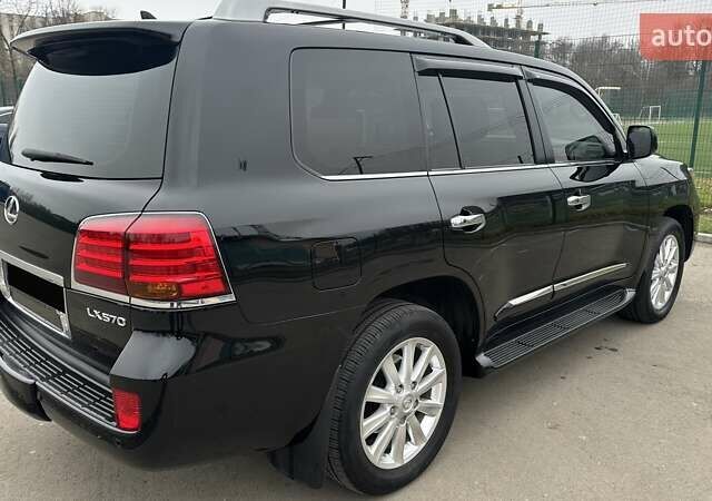 Чорний Лексус ЛХ, об'ємом двигуна 5.66 л та пробігом 74 тис. км за 39400 $, фото 10 на Automoto.ua