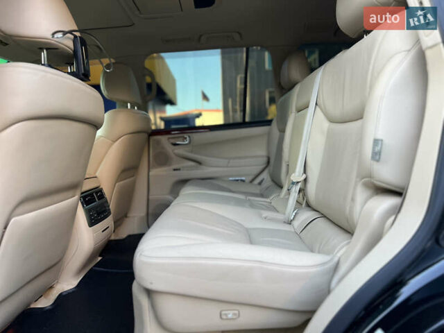 Черный Лексус ЛХ, объемом двигателя 5.7 л и пробегом 260 тыс. км за 25900 $, фото 29 на Automoto.ua