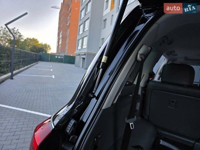 Чорний Лексус ЛХ, об'ємом двигуна 5.7 л та пробігом 253 тис. км за 25777 $, фото 47 на Automoto.ua