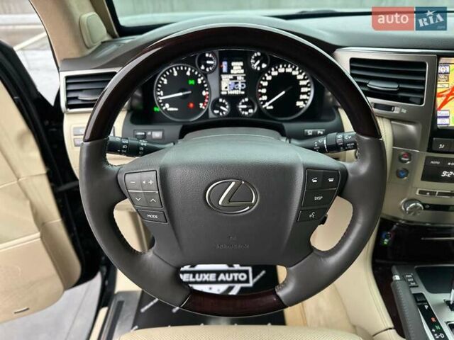 Чорний Лексус ЛХ, об'ємом двигуна 5.66 л та пробігом 144 тис. км за 75000 $, фото 78 на Automoto.ua