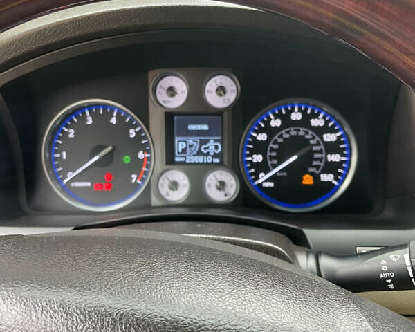Лексус ЛХ 2010 в Киеве на Automoto.ua Черный Лексус ЛХ, объемом двигателя 5.7 л и пробегом 256 тыс. км за 26500 $, фото 5 на Automoto.ua