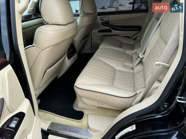 Черный Лексус ЛХ, объемом двигателя 5.66 л и пробегом 271 тыс. км за 29900 $, фото 19 на Automoto.ua