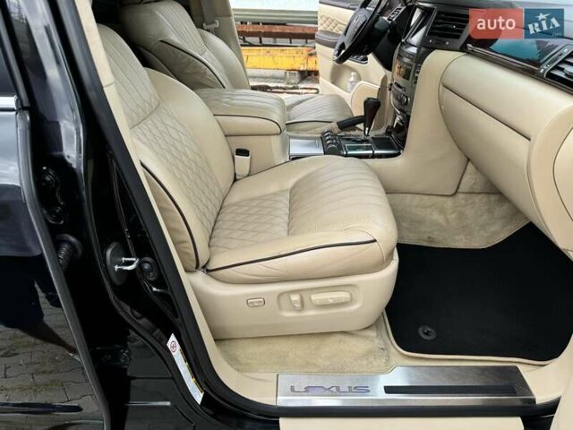 Черный Лексус ЛХ, объемом двигателя 5.66 л и пробегом 271 тыс. км за 29900 $, фото 14 на Automoto.ua