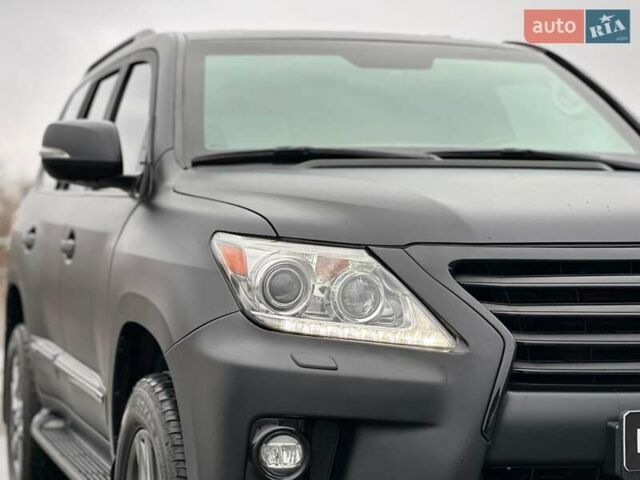 Чорний Лексус ЛХ, об'ємом двигуна 5.66 л та пробігом 144 тис. км за 75000 $, фото 15 на Automoto.ua