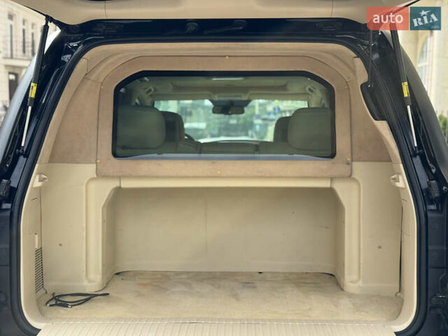 Черный Лексус ЛХ, объемом двигателя 5.7 л и пробегом 142 тыс. км за 71000 $, фото 53 на Automoto.ua