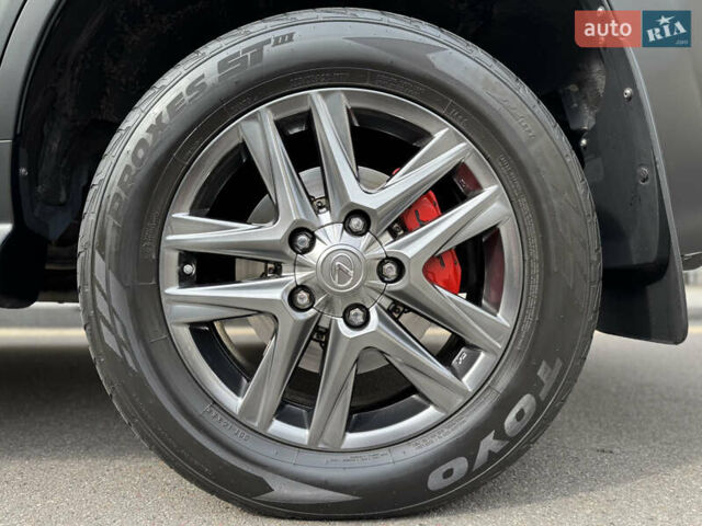 Черный Лексус ЛХ, объемом двигателя 5.7 л и пробегом 142 тыс. км за 71000 $, фото 78 на Automoto.ua