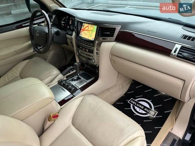 Чорний Лексус ЛХ, об'ємом двигуна 5.66 л та пробігом 144 тис. км за 75000 $, фото 63 на Automoto.ua