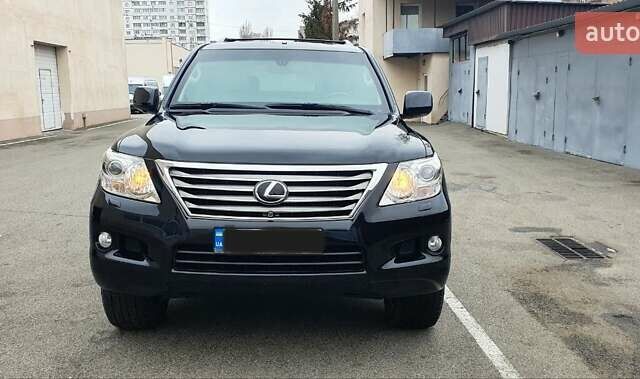Черный Лексус ЛХ, объемом двигателя 5.66 л и пробегом 190 тыс. км за 79000 $, фото 2 на Automoto.ua
