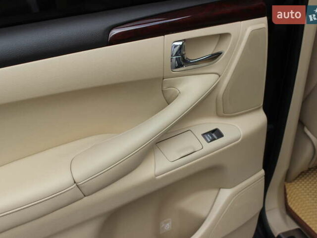 Чорний Лексус ЛХ, об'ємом двигуна 5.66 л та пробігом 208 тис. км за 27999 $, фото 40 на Automoto.ua