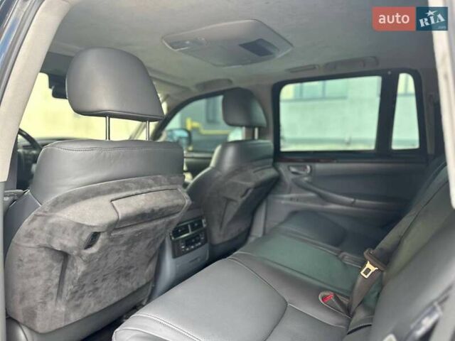Черный Лексус ЛХ, объемом двигателя 5.66 л и пробегом 168 тыс. км за 75900 $, фото 10 на Automoto.ua