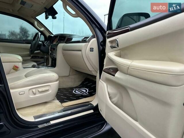 Чорний Лексус ЛХ, об'ємом двигуна 5.66 л та пробігом 144 тис. км за 75000 $, фото 49 на Automoto.ua