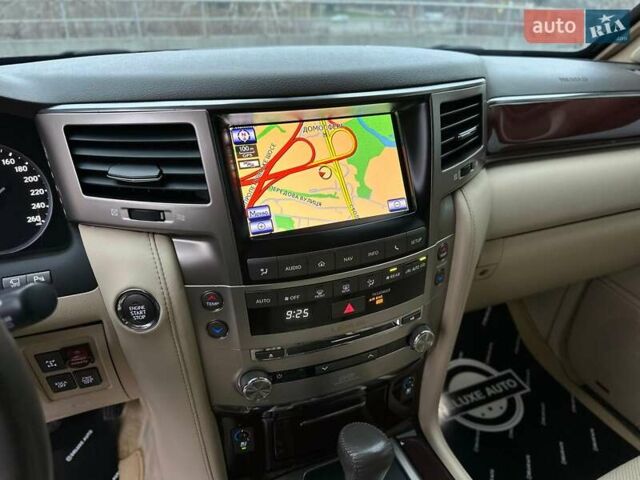 Чорний Лексус ЛХ, об'ємом двигуна 5.66 л та пробігом 144 тис. км за 75000 $, фото 80 на Automoto.ua