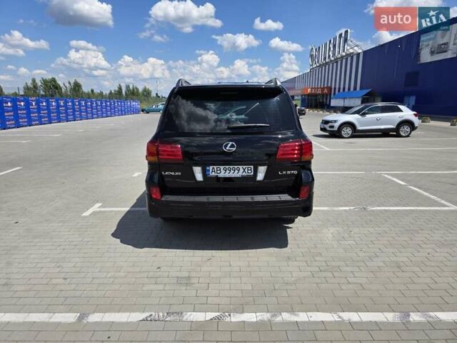 Черный Лексус ЛХ, объемом двигателя 5.66 л и пробегом 295 тыс. км за 27777 $, фото 7 на Automoto.ua