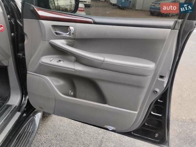 Чорний Лексус ЛХ, об'ємом двигуна 5.7 л та пробігом 277 тис. км за 31700 $, фото 11 на Automoto.ua