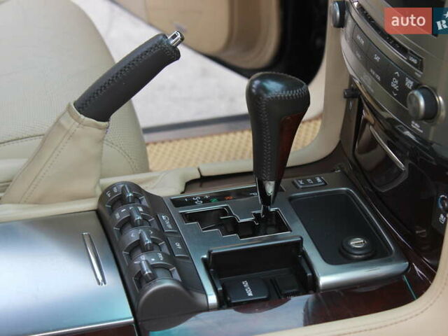 Чорний Лексус ЛХ, об'ємом двигуна 5.66 л та пробігом 208 тис. км за 27999 $, фото 56 на Automoto.ua