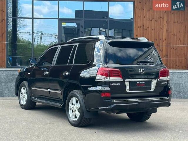 Черный Лексус ЛХ, объемом двигателя 5.66 л и пробегом 168 тыс. км за 75900 $, фото 5 на Automoto.ua