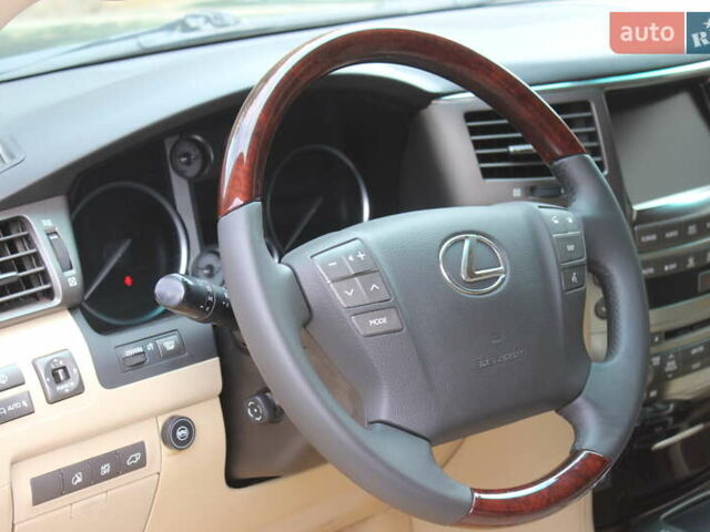 Чорний Лексус ЛХ, об'ємом двигуна 5.66 л та пробігом 208 тис. км за 27999 $, фото 34 на Automoto.ua