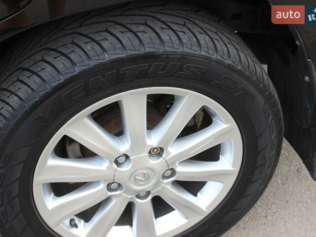 Чорний Лексус ЛХ, об'ємом двигуна 5.66 л та пробігом 208 тис. км за 27999 $, фото 23 на Automoto.ua