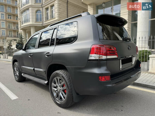 Черный Лексус ЛХ, объемом двигателя 5.7 л и пробегом 142 тыс. км за 71000 $, фото 9 на Automoto.ua