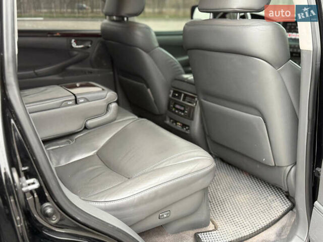 Чорний Лексус ЛХ, об'ємом двигуна 5.7 л та пробігом 270 тис. км за 33000 $, фото 9 на Automoto.ua