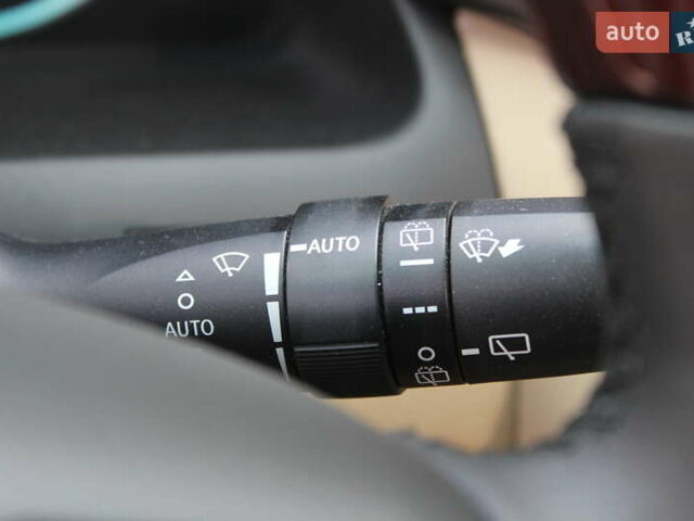 Чорний Лексус ЛХ, об'ємом двигуна 5.66 л та пробігом 208 тис. км за 27999 $, фото 65 на Automoto.ua