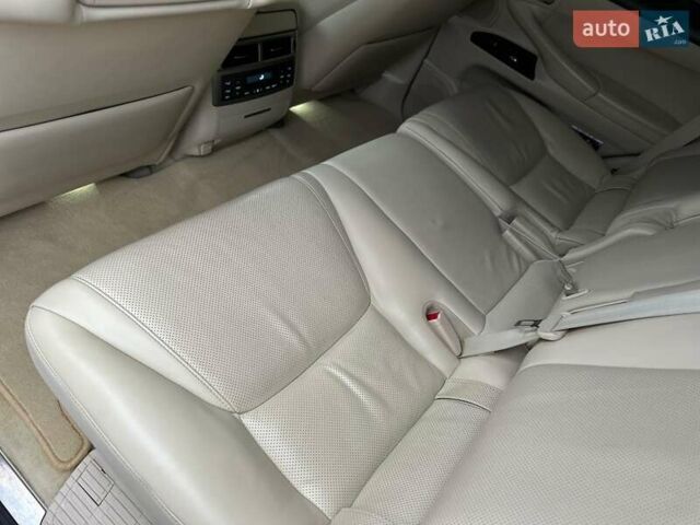 Чорний Лексус ЛХ, об'ємом двигуна 5.66 л та пробігом 144 тис. км за 75000 $, фото 58 на Automoto.ua