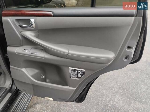 Чорний Лексус ЛХ, об'ємом двигуна 5.7 л та пробігом 277 тис. км за 31700 $, фото 10 на Automoto.ua