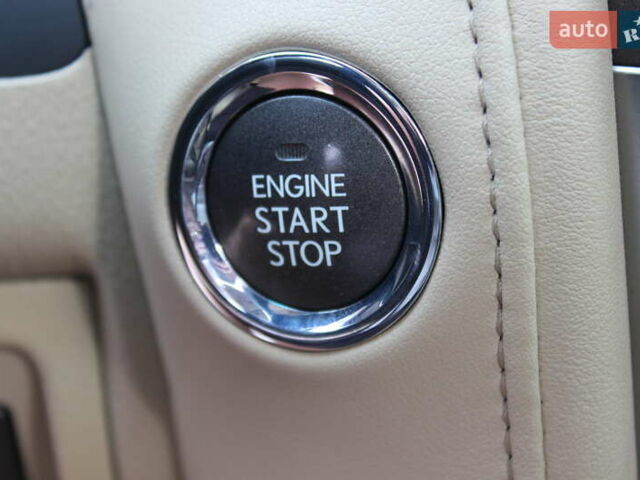 Чорний Лексус ЛХ, об'ємом двигуна 5.66 л та пробігом 208 тис. км за 27999 $, фото 69 на Automoto.ua