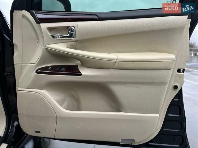 Чорний Лексус ЛХ, об'ємом двигуна 5.66 л та пробігом 144 тис. км за 75000 $, фото 62 на Automoto.ua