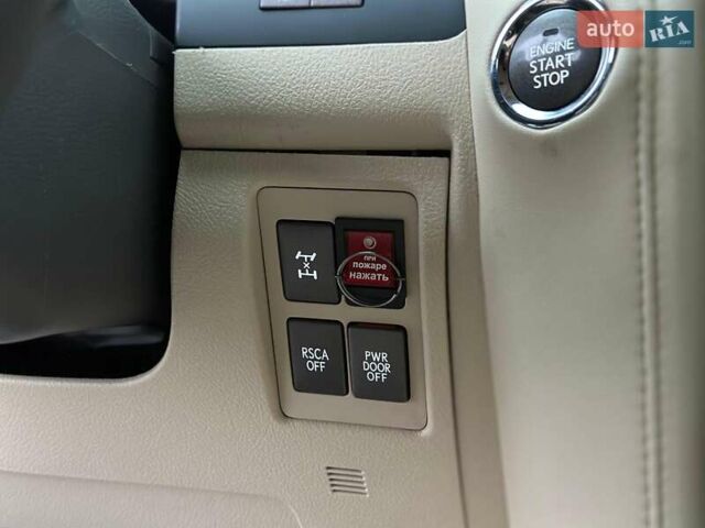 Чорний Лексус ЛХ, об'ємом двигуна 5.66 л та пробігом 144 тис. км за 75000 $, фото 88 на Automoto.ua