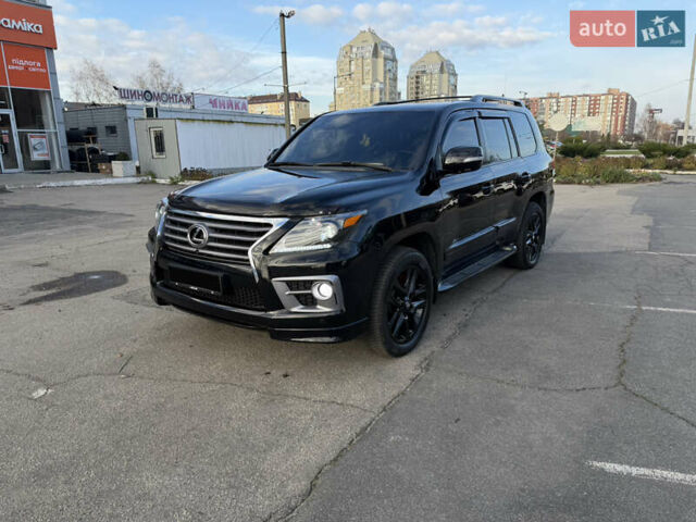 Черный Лексус ЛХ, объемом двигателя 5.66 л и пробегом 160 тыс. км за 38000 $, фото 3 на Automoto.ua