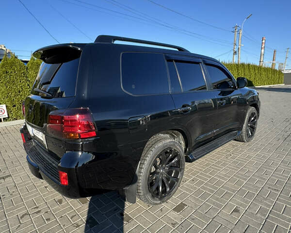 Черный Лексус ЛХ, объемом двигателя 5.7 л и пробегом 218 тыс. км за 26200 $, фото 12 на Automoto.ua