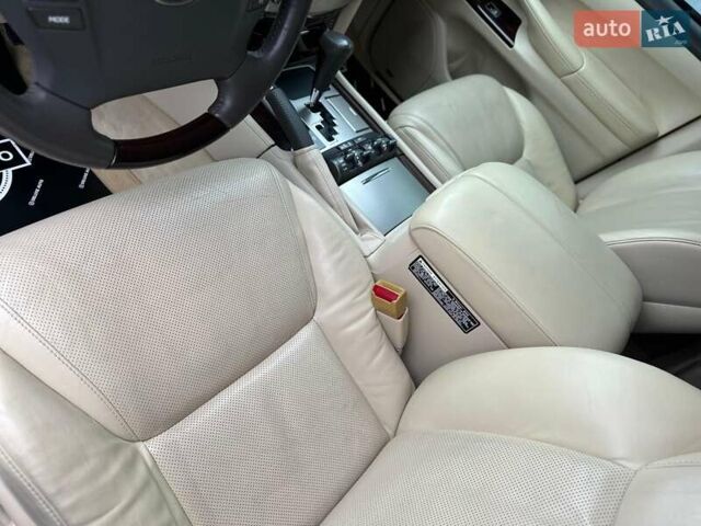 Чорний Лексус ЛХ, об'ємом двигуна 5.66 л та пробігом 144 тис. км за 75000 $, фото 34 на Automoto.ua