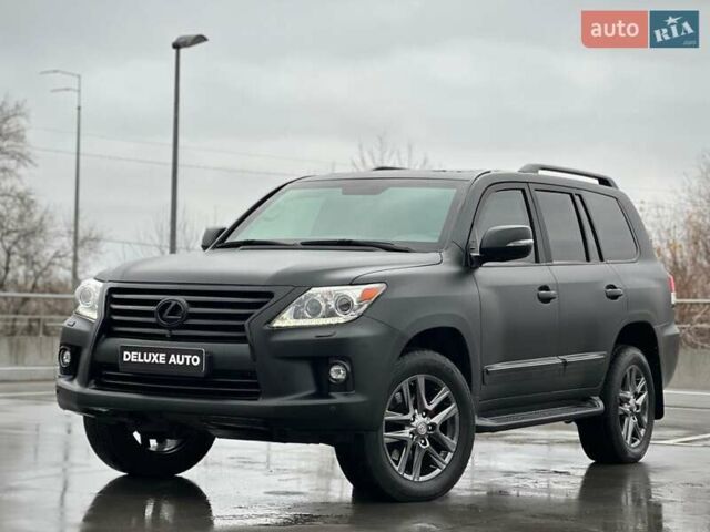 Чорний Лексус ЛХ, об'ємом двигуна 5.66 л та пробігом 144 тис. км за 75000 $, фото 4 на Automoto.ua