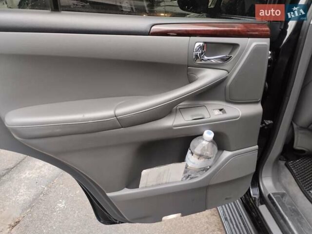 Чорний Лексус ЛХ, об'ємом двигуна 5.7 л та пробігом 277 тис. км за 31700 $, фото 3 на Automoto.ua