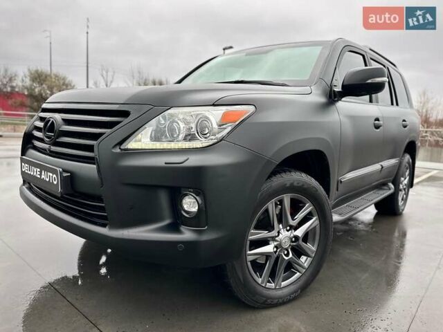 Чорний Лексус ЛХ, об'ємом двигуна 5.66 л та пробігом 144 тис. км за 75000 $, фото 18 на Automoto.ua