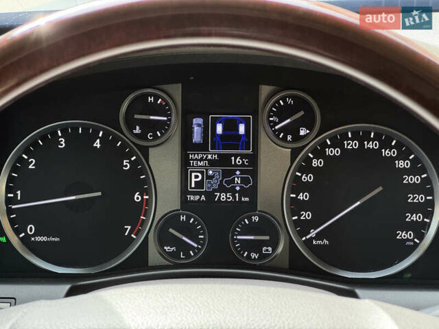 Черный Лексус ЛХ, объемом двигателя 5.7 л и пробегом 142 тыс. км за 71000 $, фото 46 на Automoto.ua